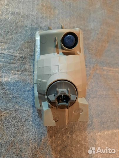 Противотуманный фонарь на Toyota LC Prado150