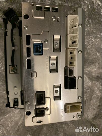 Штатная магнитола Toyota Highlander 2012 г