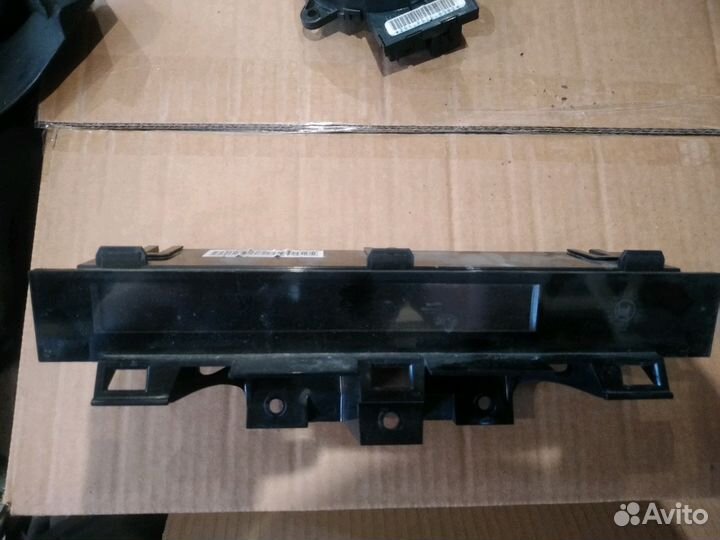 Бардачёкmazda cx-7 2008 год