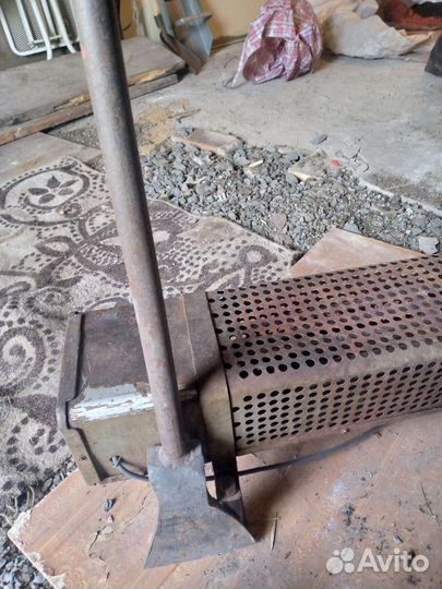 Обогреватель, топорики, ледорубы