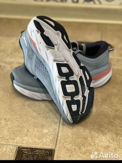 Кроссовки hoka bondi 7 оригинал