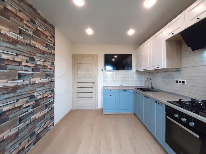 3-к. квартира, 67 м², 8/10 эт.