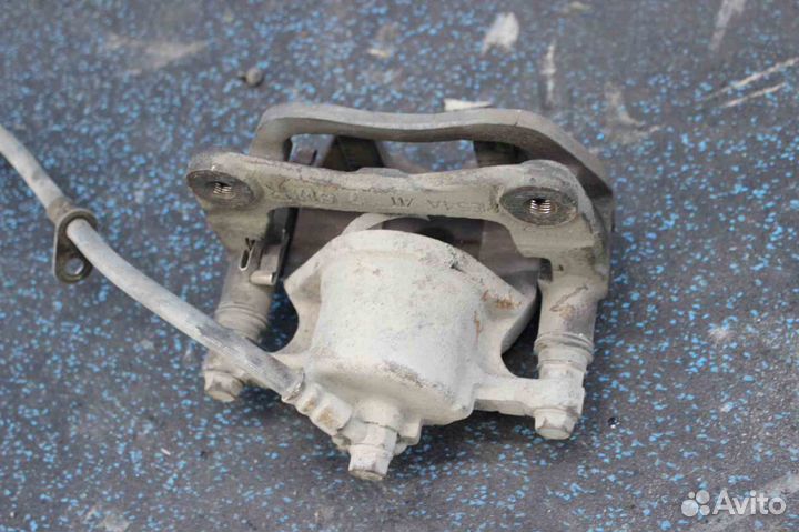 Суппорт Toyota RAV4 (Тойота рав4) XA10 4773042010