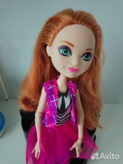 Ever After High и Monster High