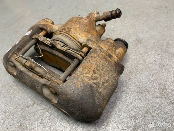 Суппорт передний левый Kia Rio универсал 1.5 A5D