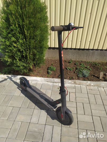 Электросамокат xiaomi m365