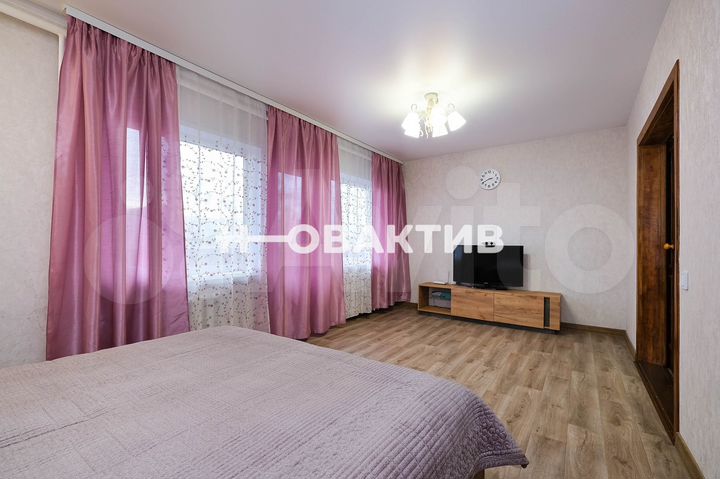 Коттедж 161,3 м² на участке 4,2 сот.