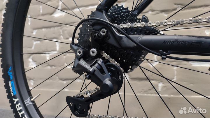 Велосипед новый 29 Shimano Deore