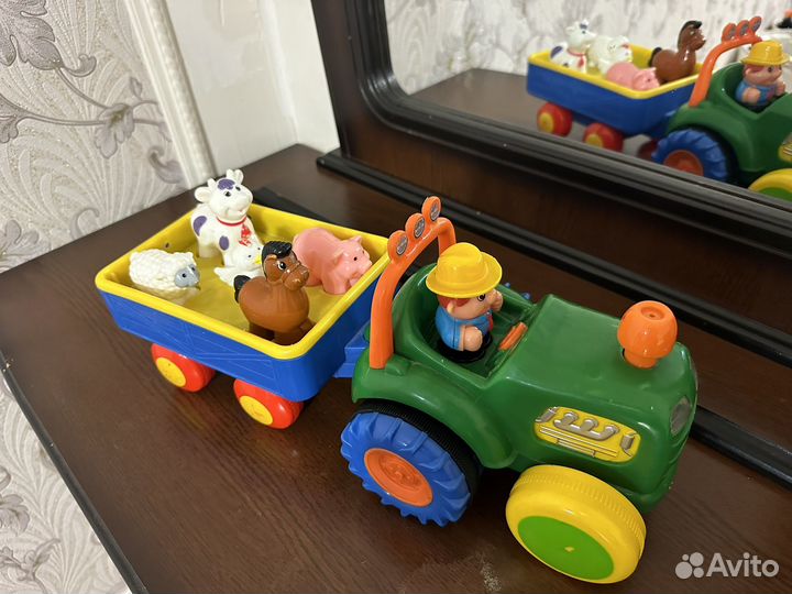 Трактор игрушки