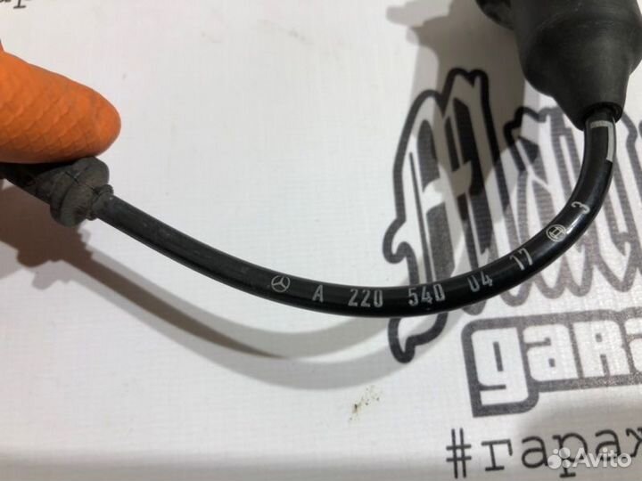 Датчик ABS задний левый Mercedes-Benz S-Class W220