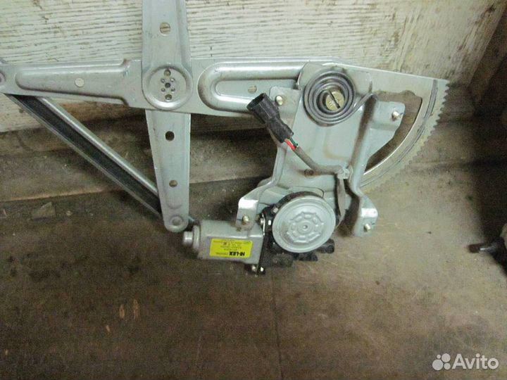 Стеклоподъемник электр.задний правый, KIA -sorento (03-09)