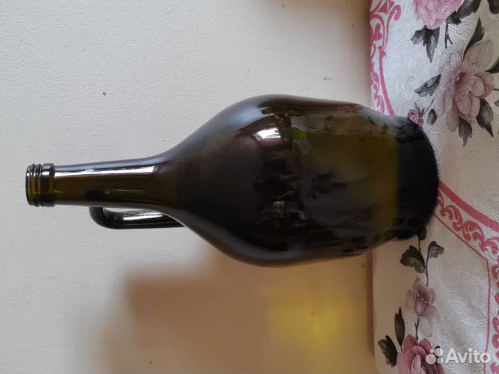 Красивая бутылка из стекла 1,5 литра