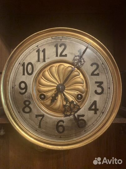 Настенные часы Gustav Becker