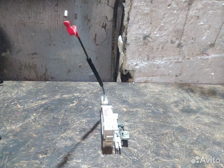 Замок двери передней левой Ford Mondeo I (1993—1996) 1, I, FD