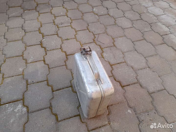 Канистра алюминиевая 20 литров