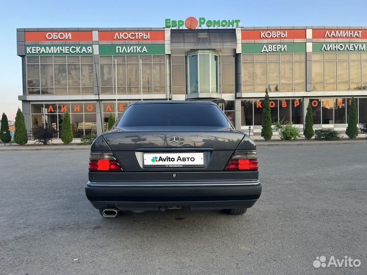 Mercedes-Benz E-класс 2.0 AT, 1993, 670 402 км