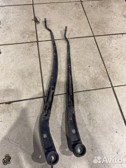 Поводок дворников Kia Optima 3 L4KA 2 2012