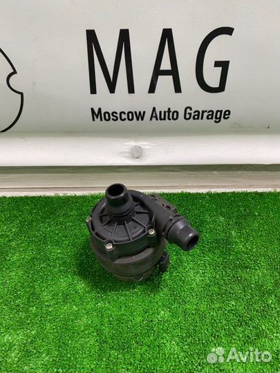 Насос охлаждающей жидкости Bmw 5 G30 B48B20A 2018