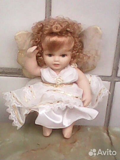 Кукла фарфоровая коллекционная Poseable Porcelain