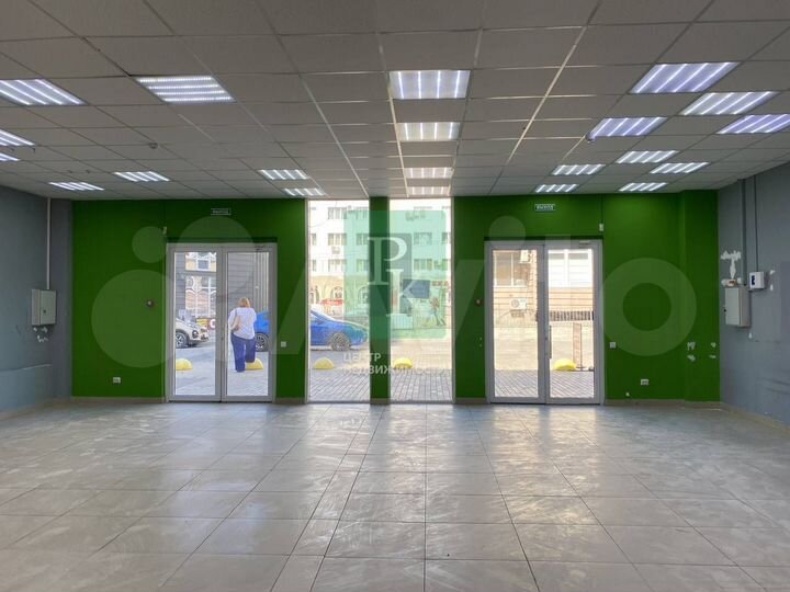 Торговое помещение на поре 1 этаж без ступеней