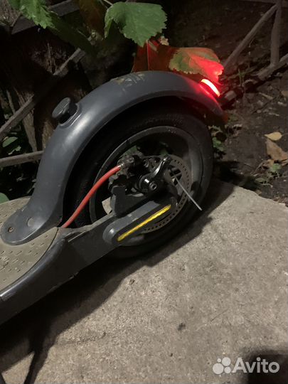 Электросамокат xiaomi m365