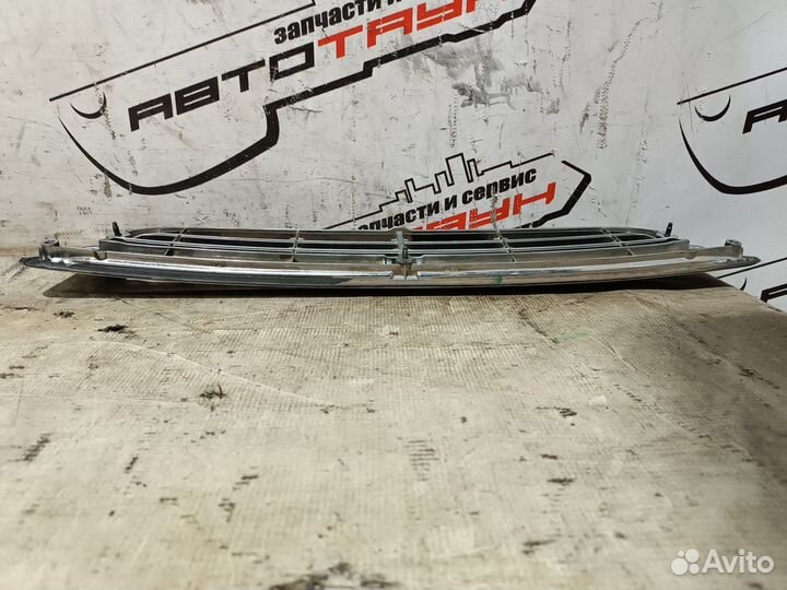 Решетка радиатора toyota windom MCV20 MCV21 1 модель NA7218