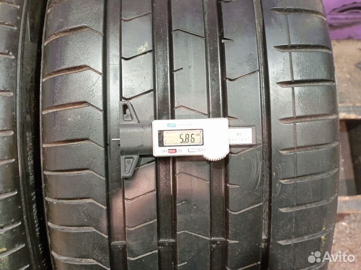 Pirelli P Zero PZ4 275/40 R21