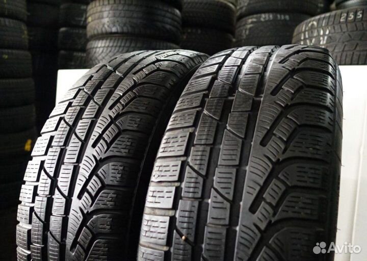 Pirelli Winter Sottozero 240 Serie II 235/50 R17