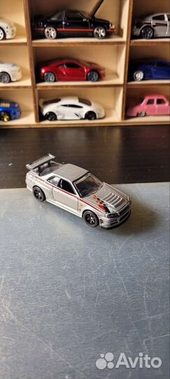 Hot wheels premium nissan skyline
