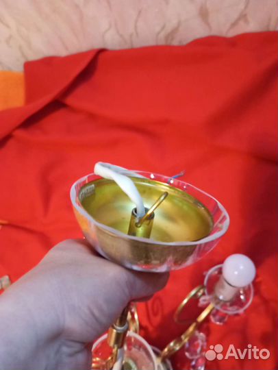 Люстра хрустальная. Диаметр 50 см, выс 65 см