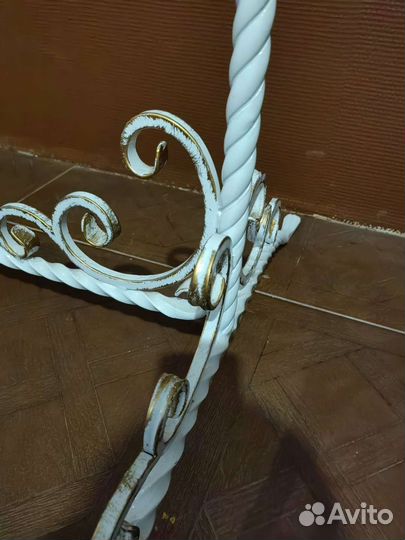 Вешалка напольная кованая