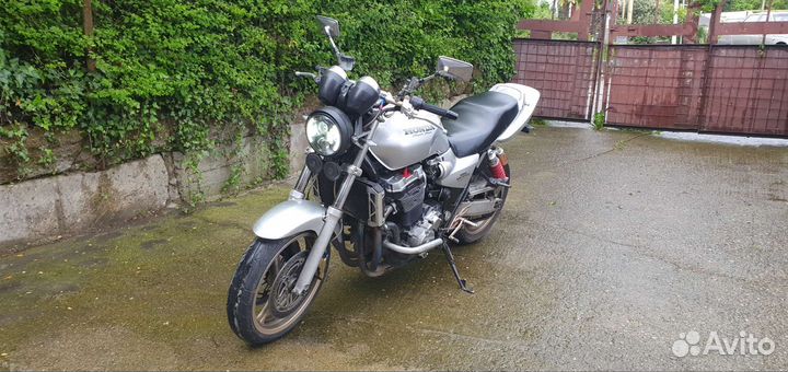 Honda cb 1300