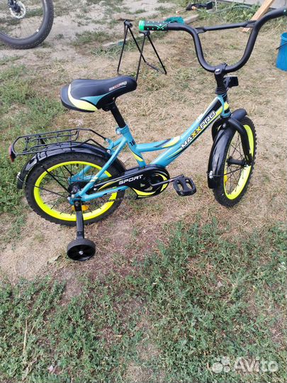 Детский велосипед 16