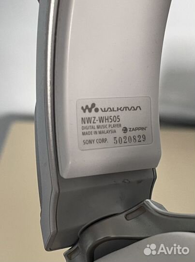 Наушники-MP3 плеер Sony NWZ-WH505 (без Bluetooth)