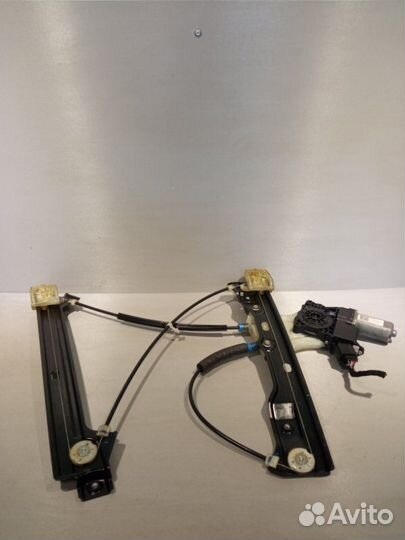 Стеклоподъемник передний правый Geely Atlas