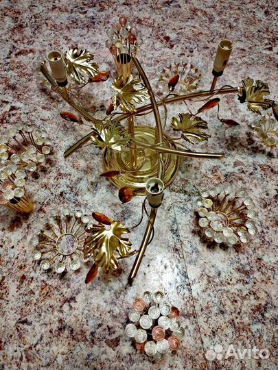 Люстра потолочная