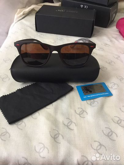 Очки солнцезащитные