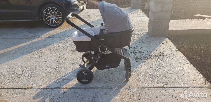 Коляска Chicco urban plus