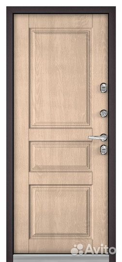 Дверь в дом