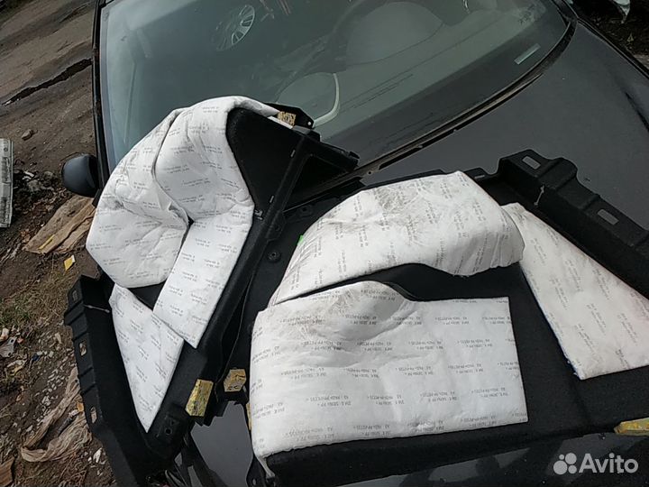 Обшивка стоек багажника Kia Ceed jd 2016 год