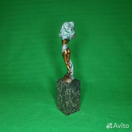 Скульптура из бронзы Танец с шалью (цвет)