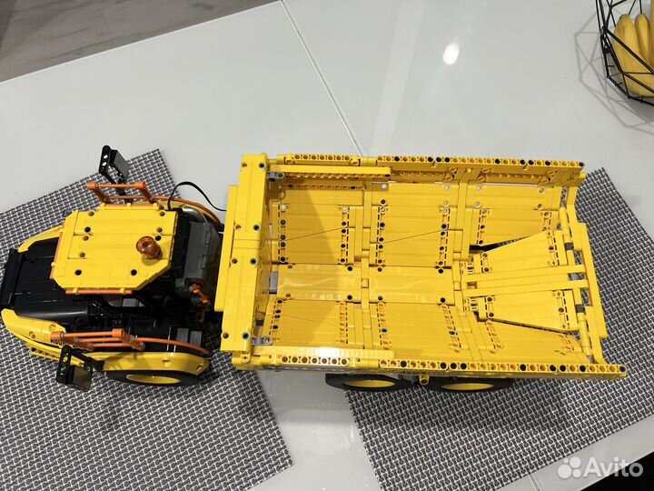 Lego Technic 42114 Самосвал Volvo 6х6