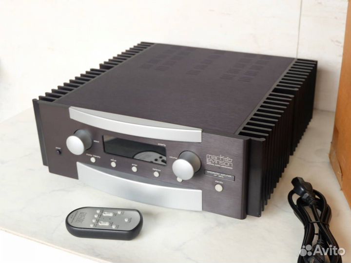 Интегральный усилитель Mark Levinson 383