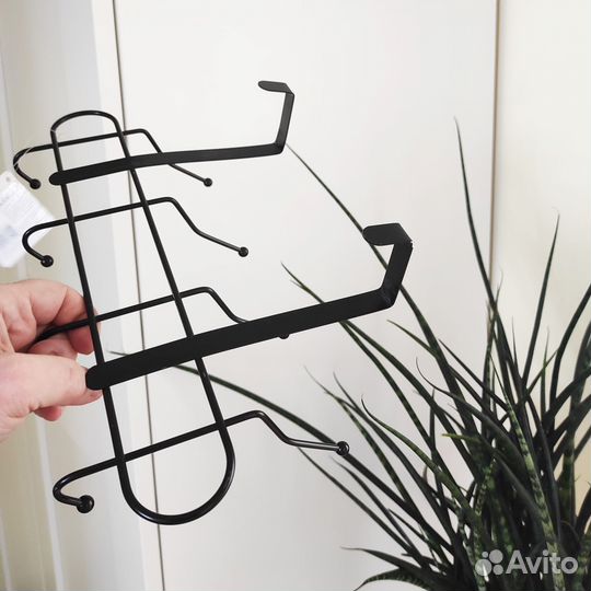 Вешалка на дверь