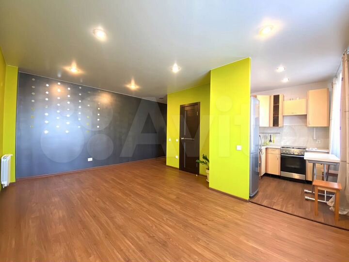 2-к. квартира, 42 м², 1/2 эт.