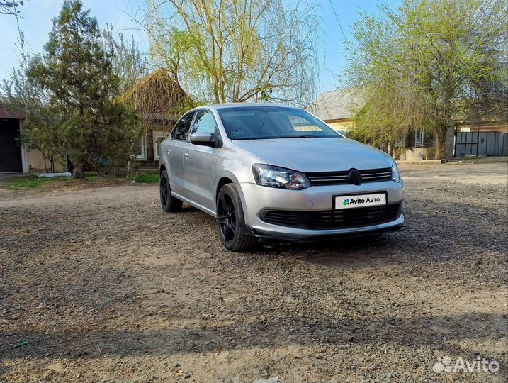 Volkswagen Polo 1.6 МТ, 2012, 300 000 км