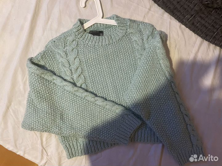 Свитер женский