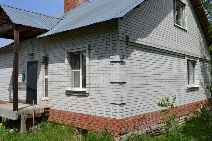 Дом 141 м² на участке 12 сот.