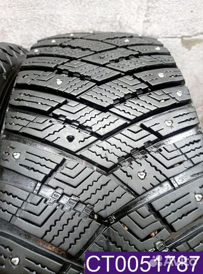 Goodyear UltraGrip Ice Arctic SUV 215/65 R17 96T