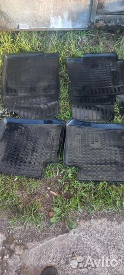 Автомобильные коврики на нюдай solaris